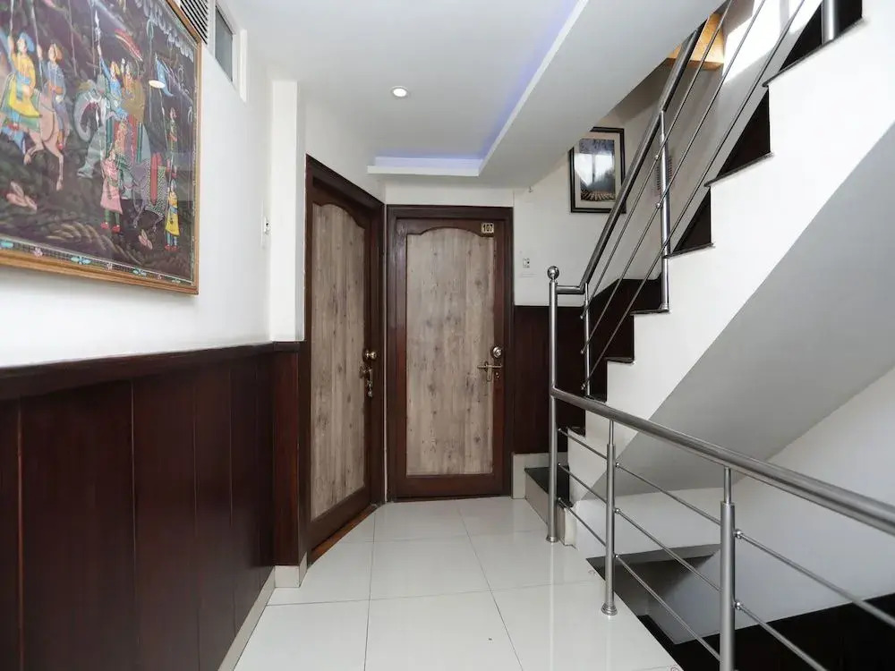 OYO 12721 Vansh Regency