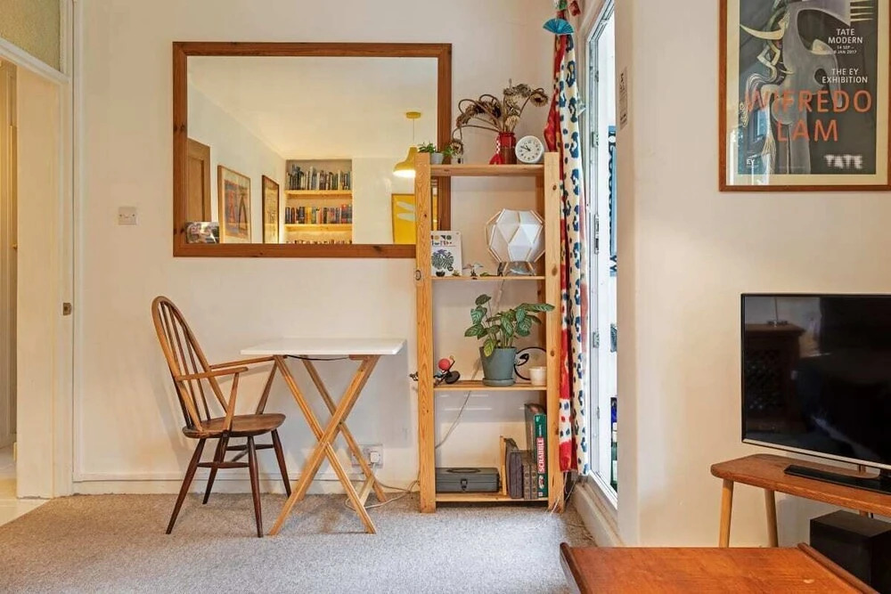 Spacious 1bed Flat W/balcony Zone 2, 5mins to Tube
