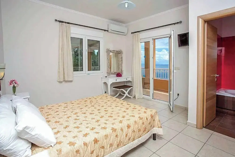 Villa Elena Costa