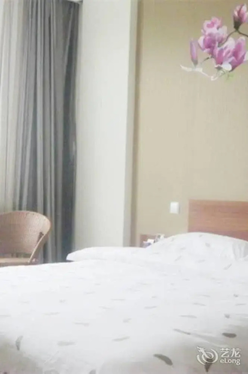 Ziyu Jinghua Commercial Hotel