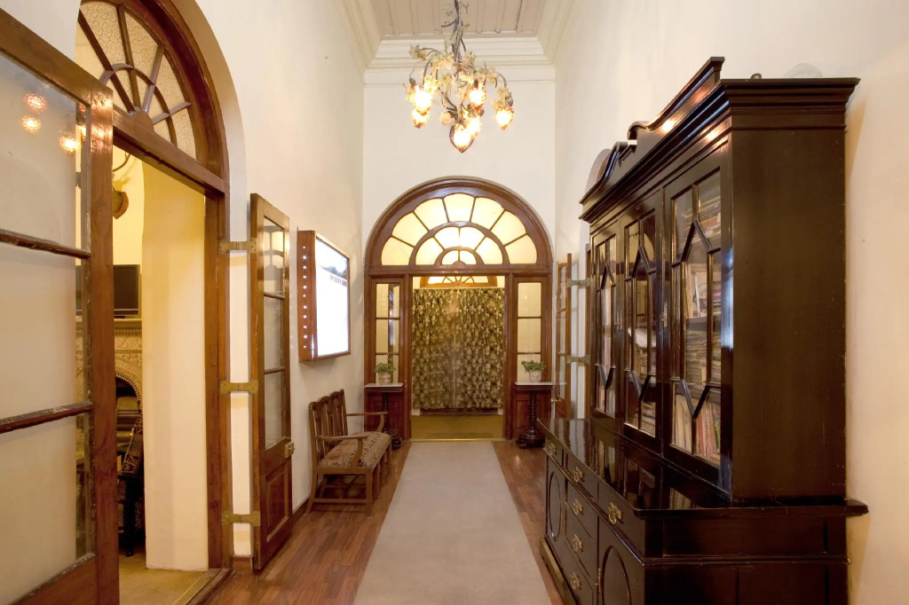 Hotel Padmini NIvas