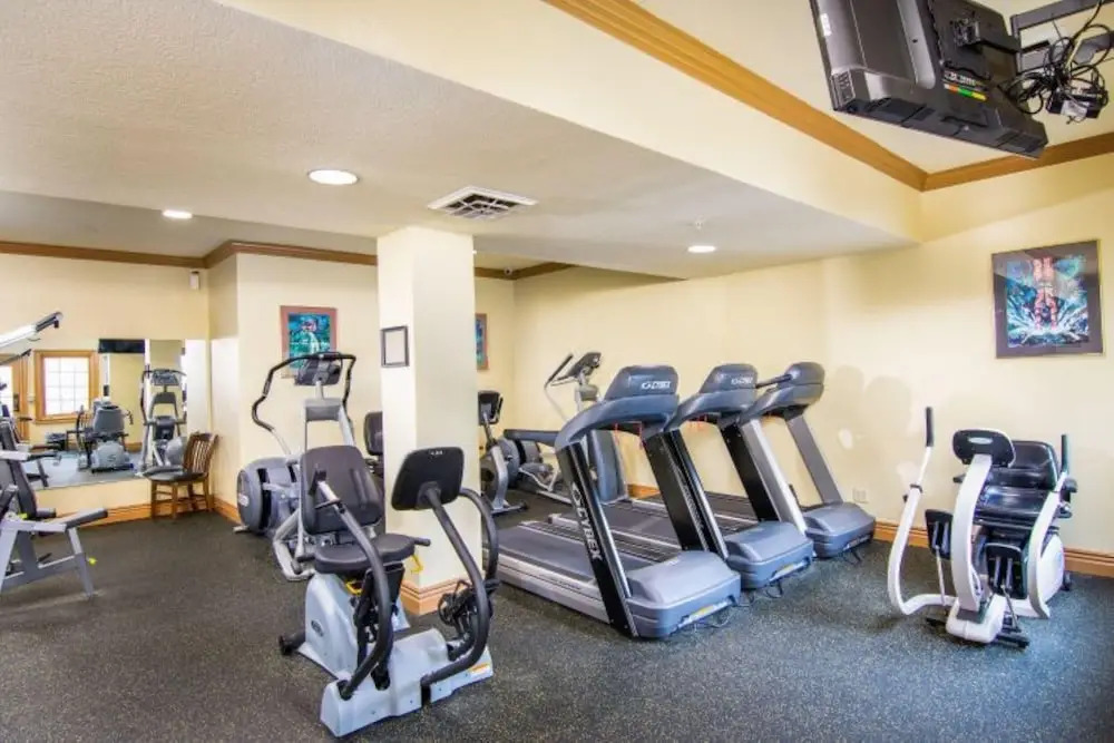 Matchplay - Resort Amenities W/ Indoor Pool - Comfort Meets Style and Fun!