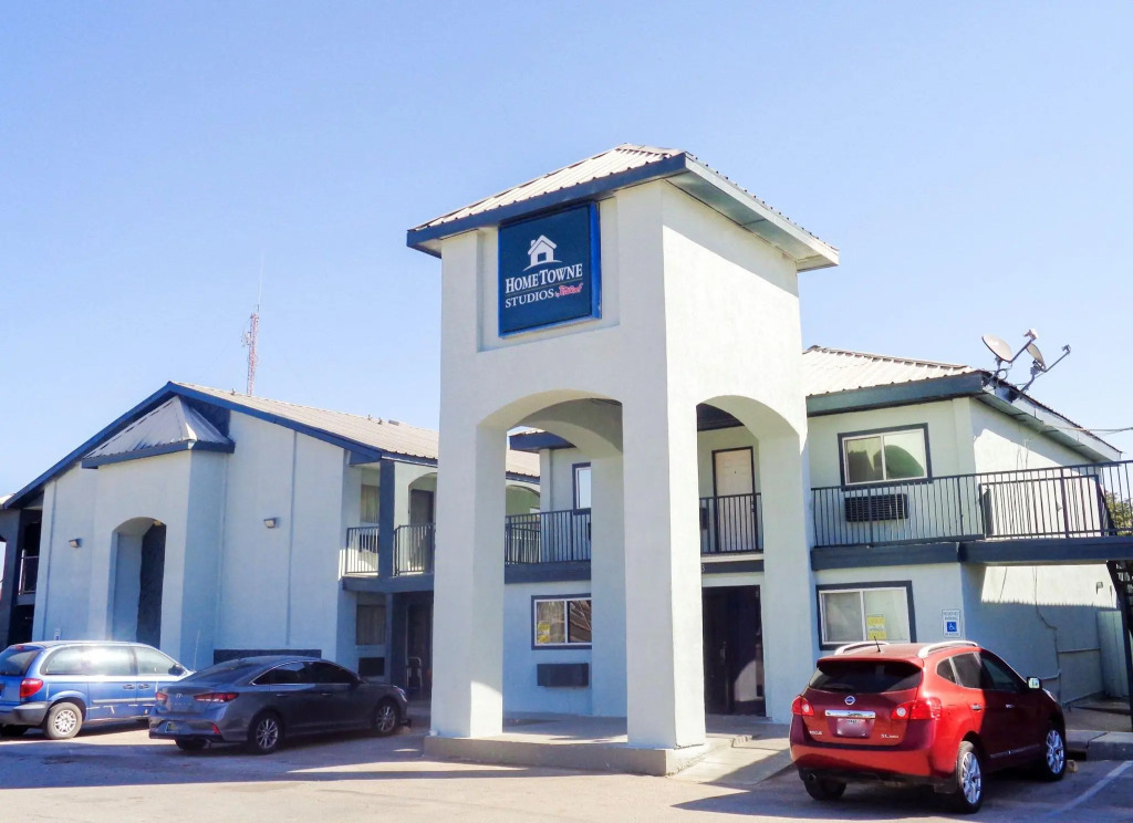 OYO Hotel Midland