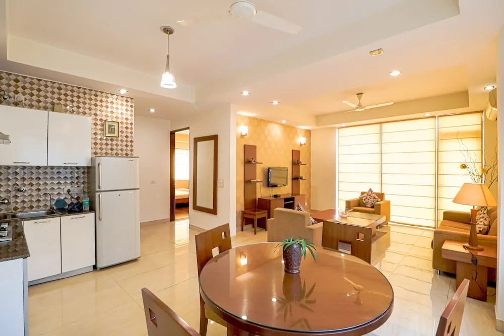 OYO Premium Noida Amity