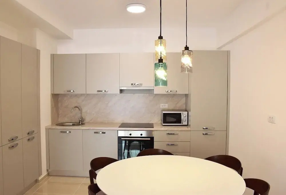Ststus M apartments 180
