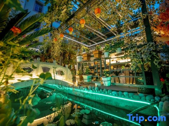 Jiuzhaigou Yueting Mountain Residence Homestay