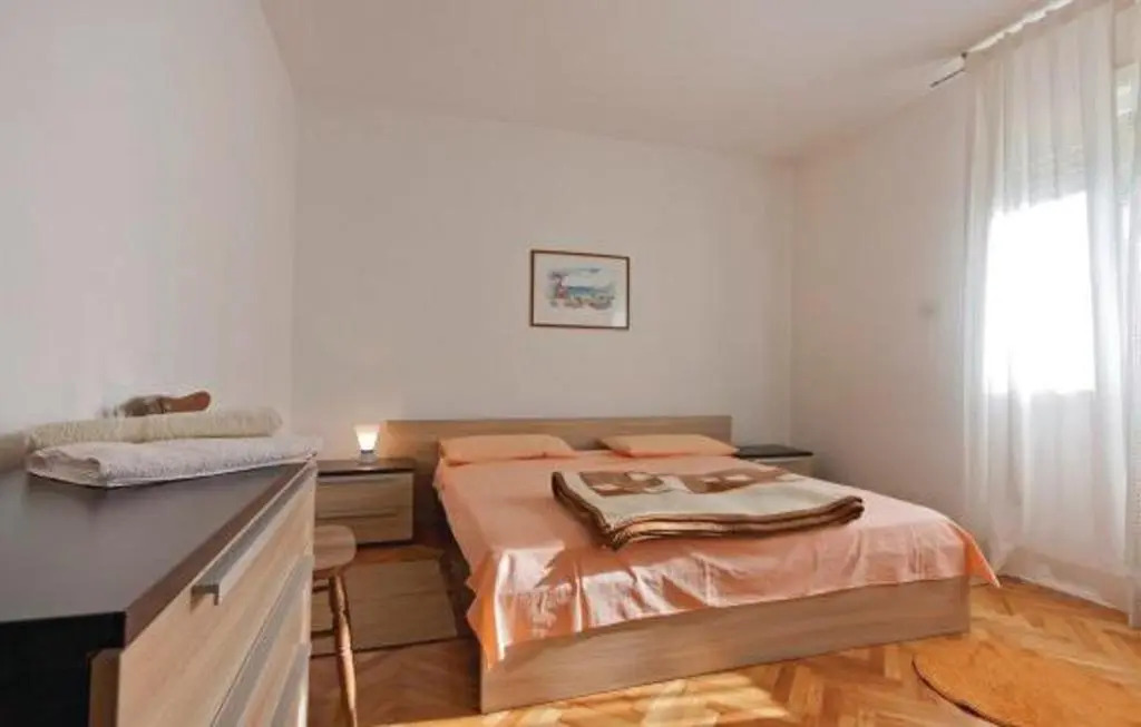 Apartment Vesna 812