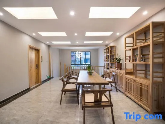 Zhihao Homestay