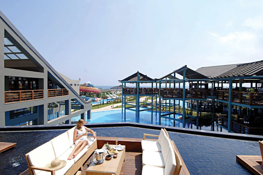Limak Lara Deluxe Hotel & Resort Antalya