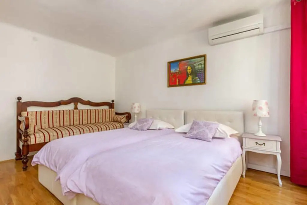 Best Of Split Apartments