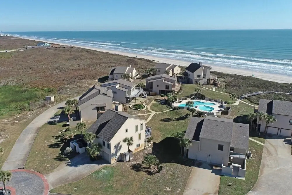 Beachy Keen Sh7393 3 Bedroom Home by Redawning