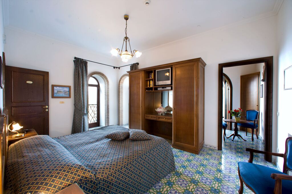 Hotel La Tonnarella
