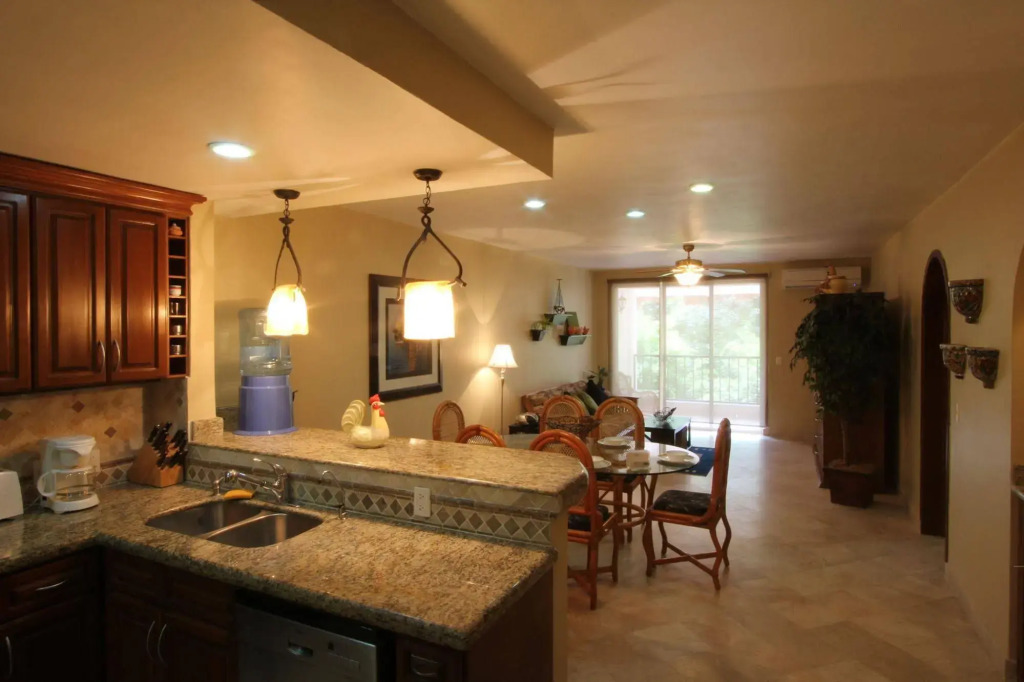 Plaza Marina Condos by Rentals Your Way