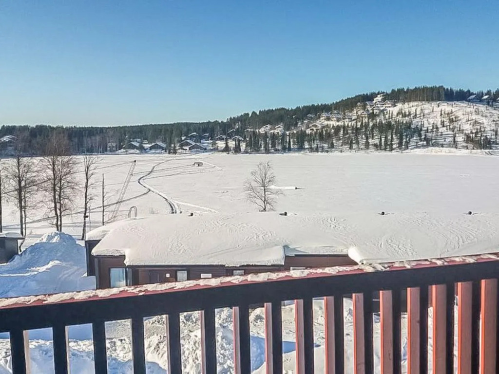 Skivillas 61 ukkohalla (b1)