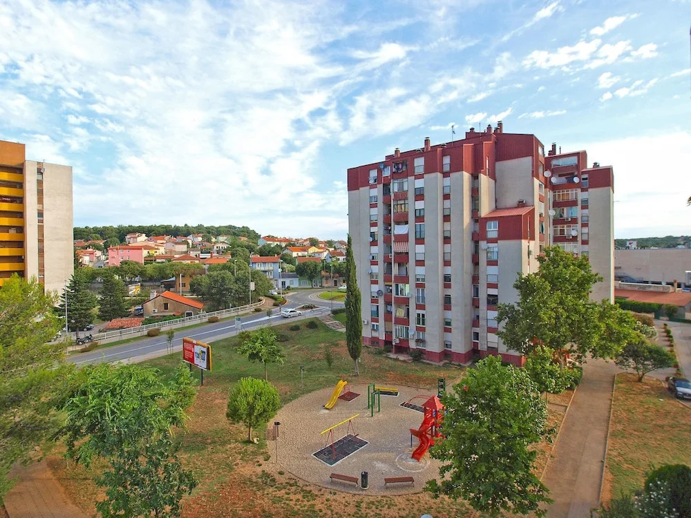 Apartment 1431