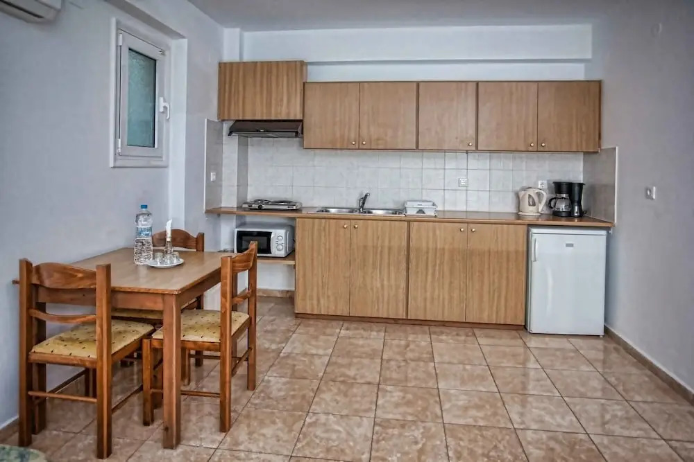 Ilian Beach & Apartments