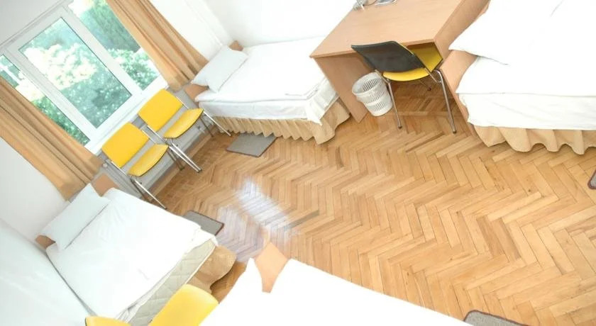 Yellow House Hostel