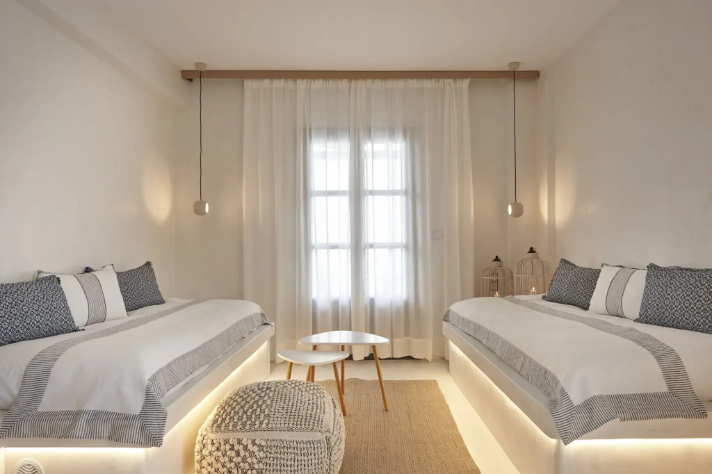 Parian Boutique Hotel