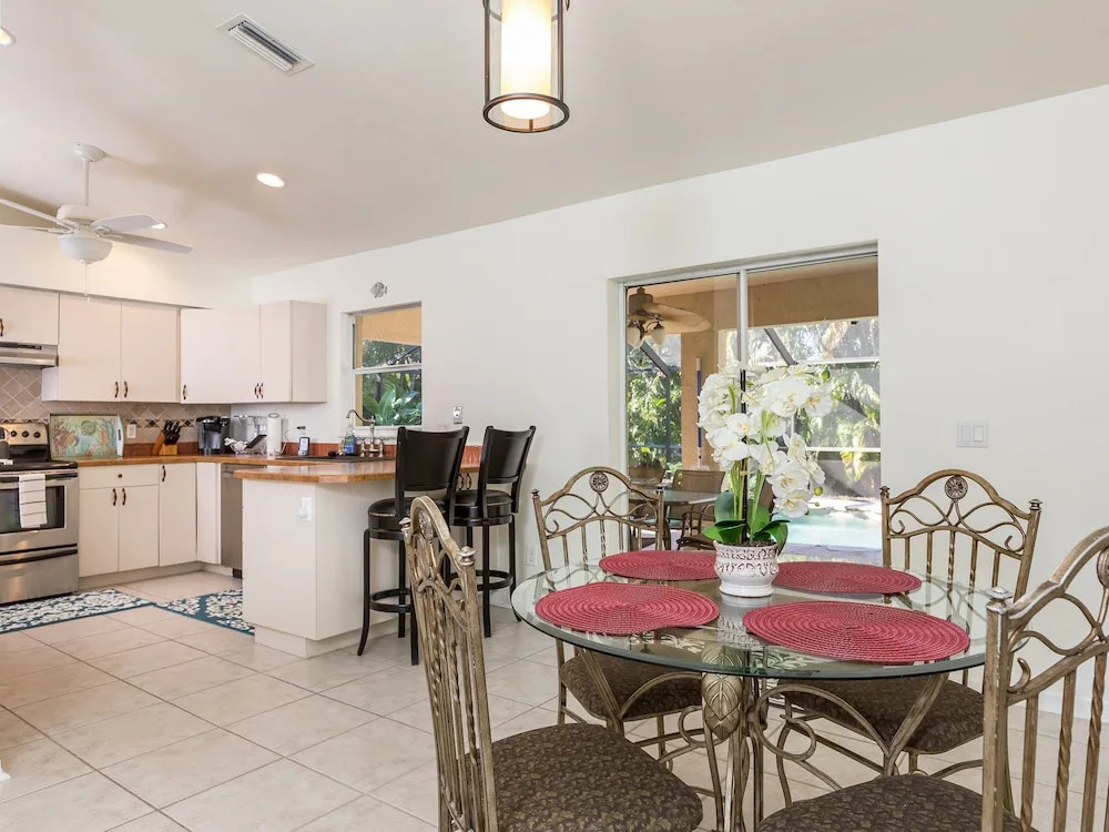 5828 SW 1st Place Home