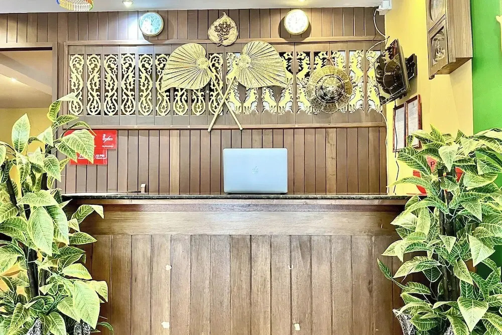 LM Hostel