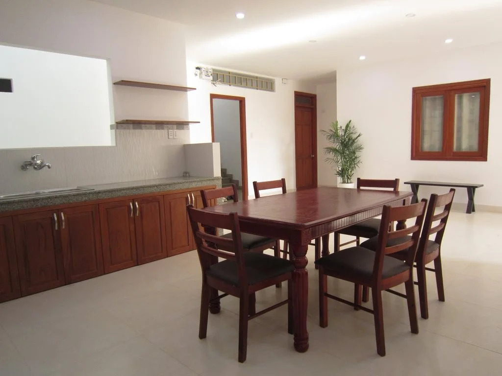 Luu Nguyen Hotel and Apartment
