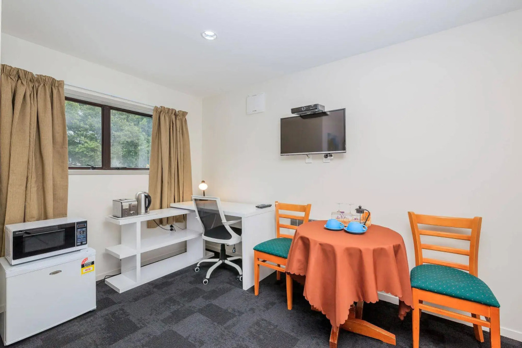 Greenlane Motel