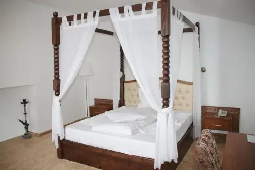 Hotel Condor