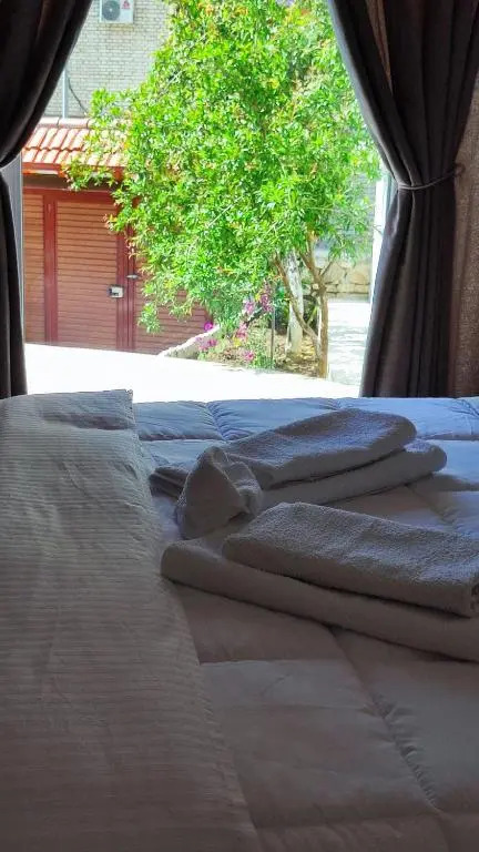 Elvish Garden Boutique B&B