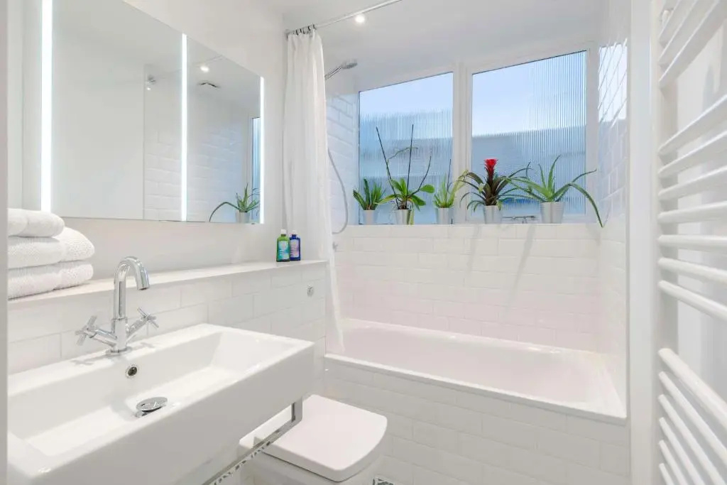 The Nook Tower Bridge- Sleeps 4 with free WIFI