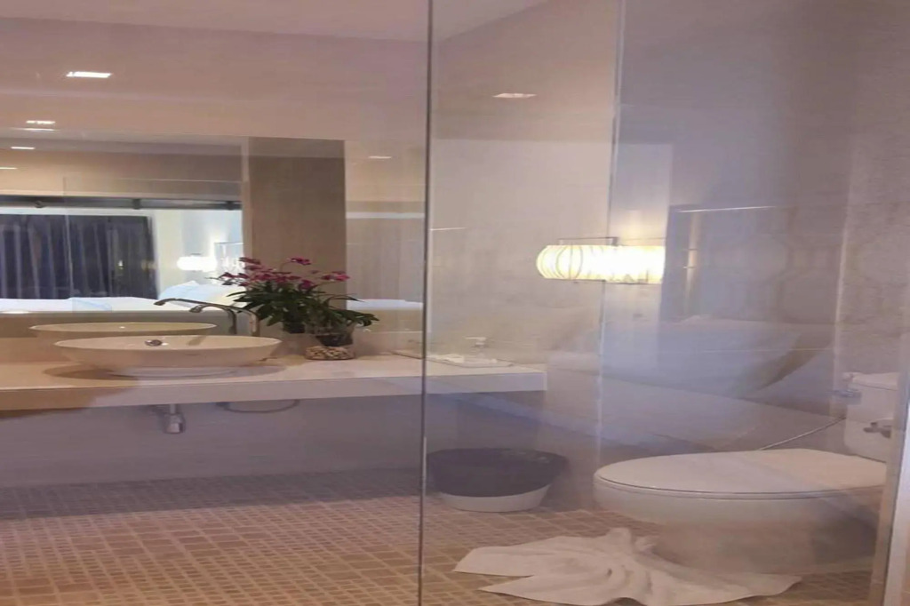 Southgate Residence Hotel - SHA Certified