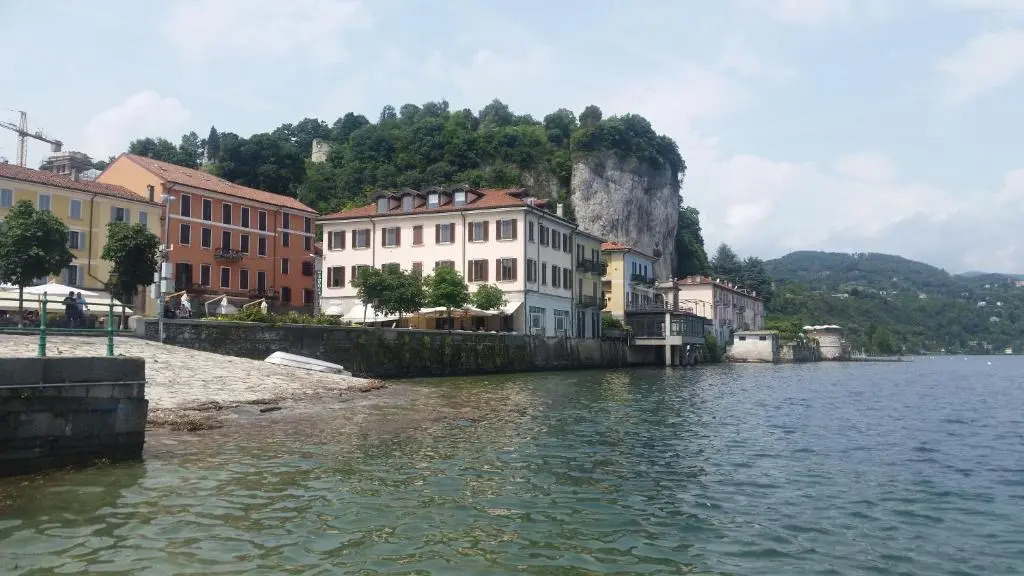 Arona Prestige Apartments