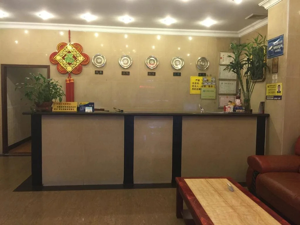 Golden Coast Hotel