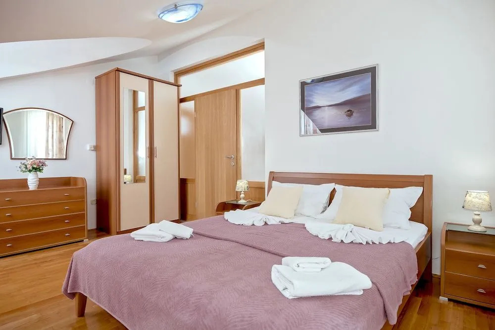 Apartments Putnik