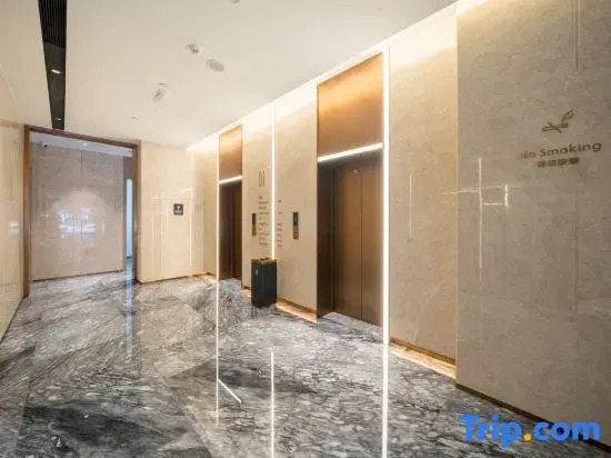 Lefeng Hotel (Kunming Tongde Square Wan Hong Road Branch)