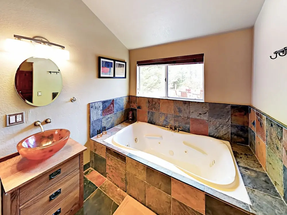 Yosemite Home 2 Bedrooms 2 Bathrooms Home
