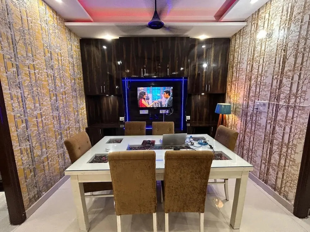 Entire 3bhk Luxury Flat in Zirakpur-Panchkula-Chandigarh-Mohali, Punjab, India