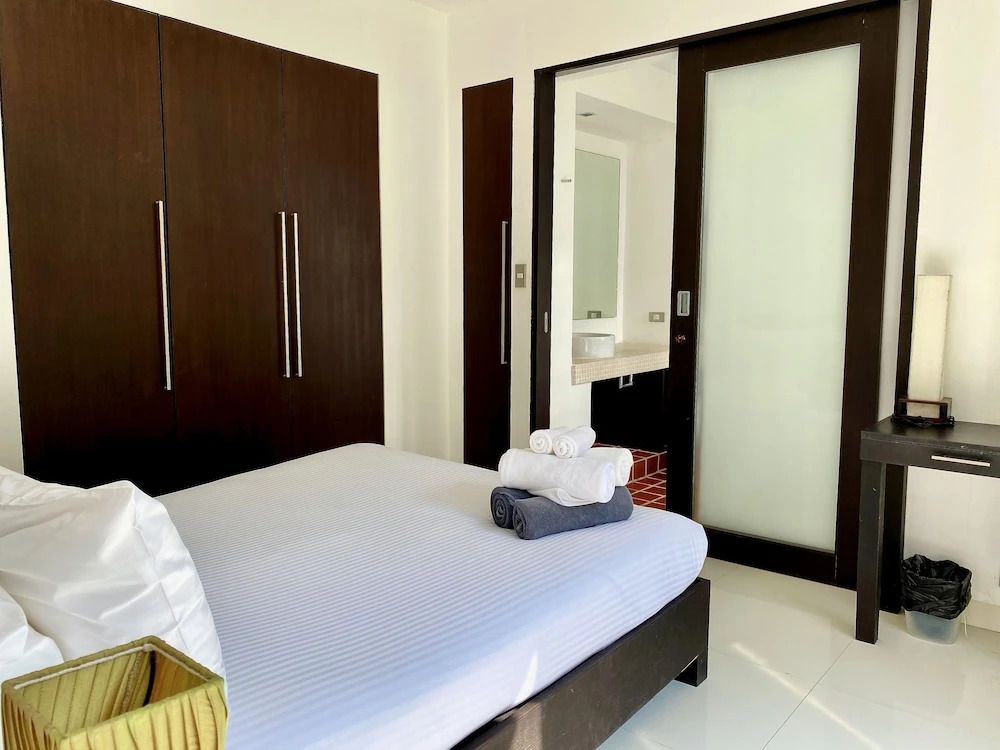 Kamala Hills 3 Bedroom Condo