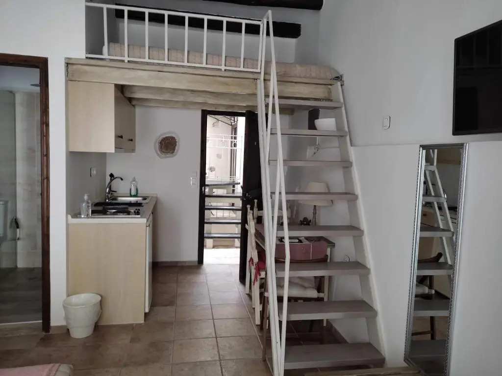 Loggia Traditional Suites