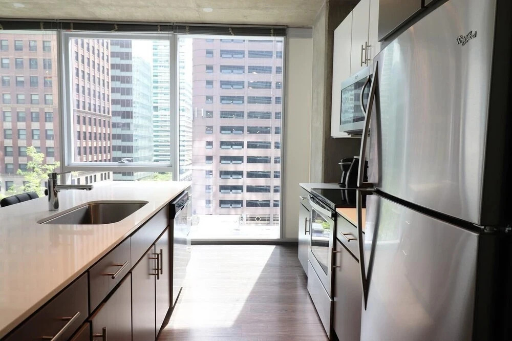 DCH 215 Lake
