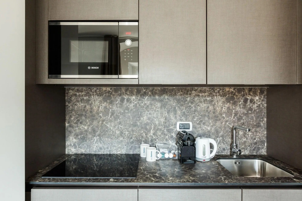 easyhomes-Duomo Suites & Apartments