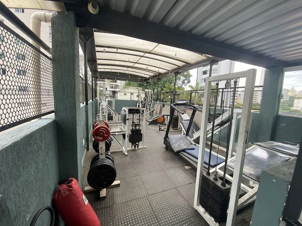 Hacker Hostel - Metro Paraiso