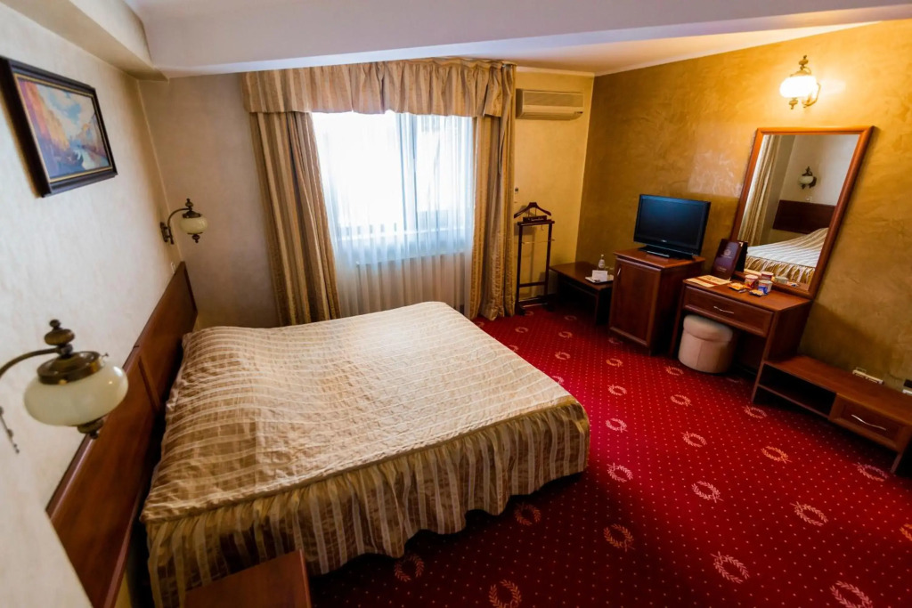 Hotel Golden House