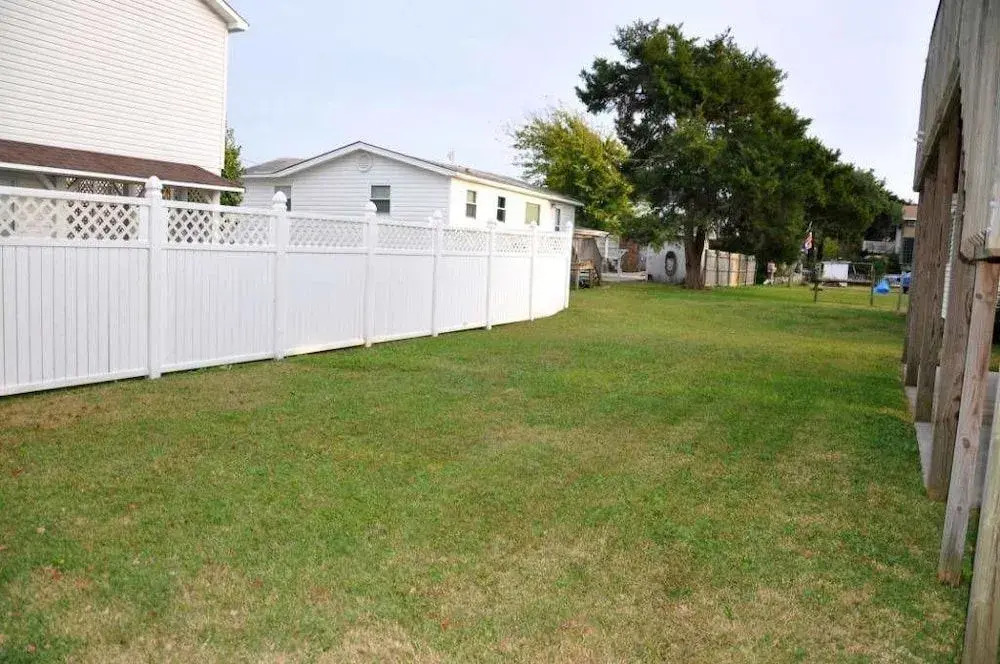 TJ's - 4 Br home by RedAwning
