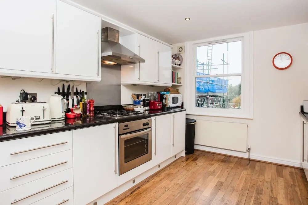 2 Bedroom Home In Islington