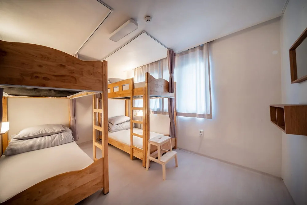 Dabin Stay - Hostel