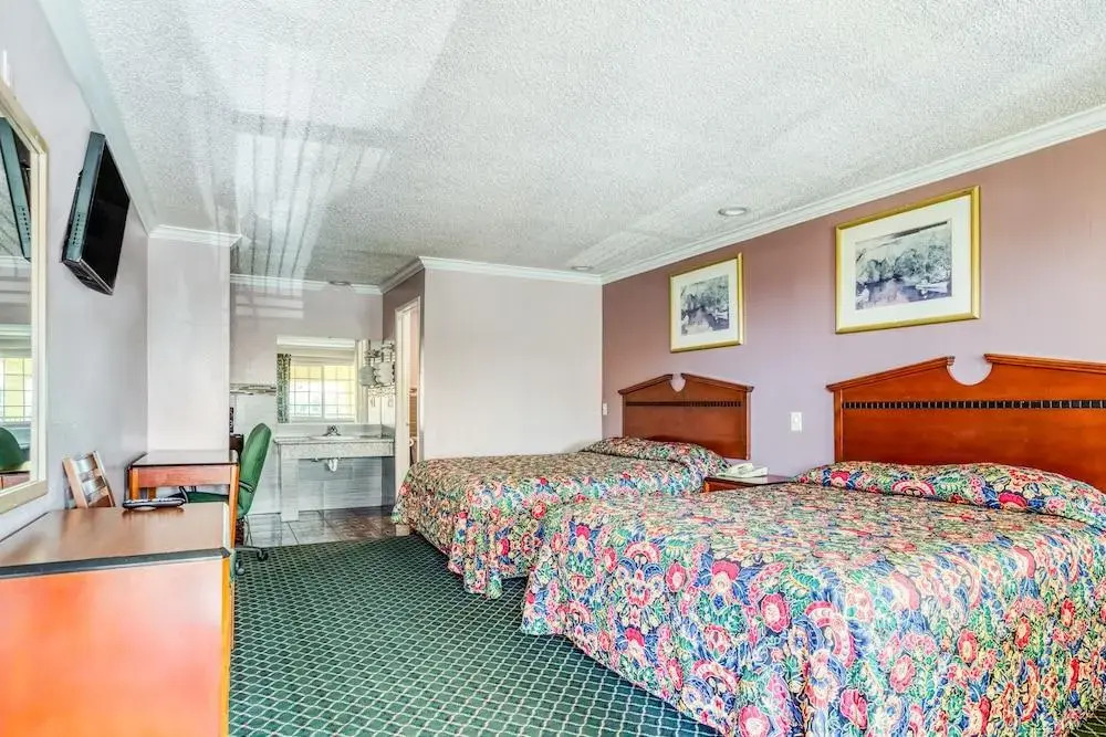 Scottish Inns Whittier