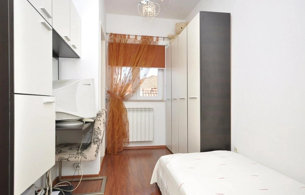 Amazing Apartment in Supetar With 3 Bedrooms and Wifi