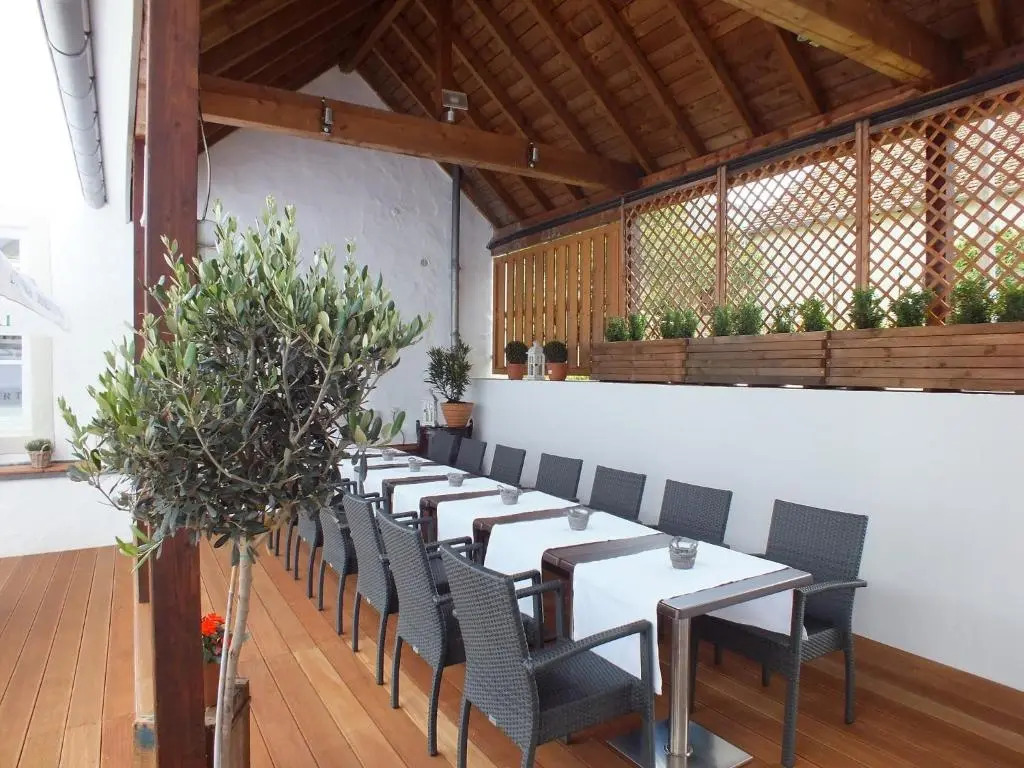 Rezas Restaurant Gästehaus