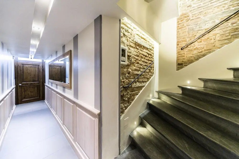 Signoria honeymoon apartment