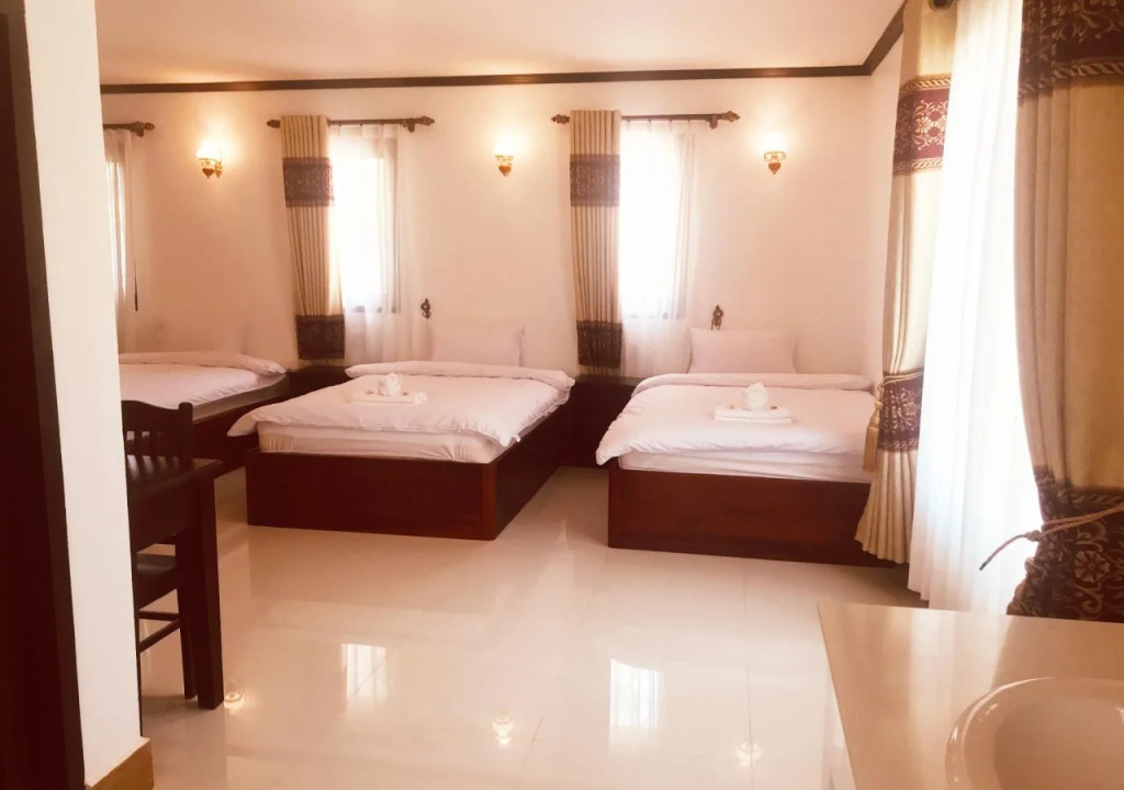 Khung City Hotel